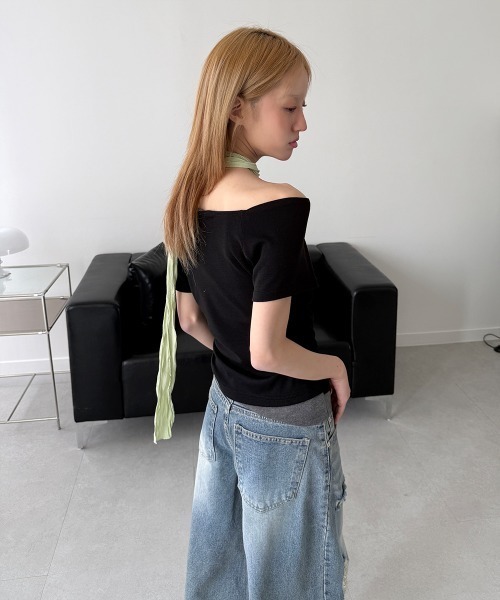 4INT.(フォイント)の「アシメ 配色 サイド シャーリング 半袖 Tシャツ(Tシャツ/カットソー・レディース・アクア/チャコール/グレー/ブラック・FREE)」の11枚目の写真