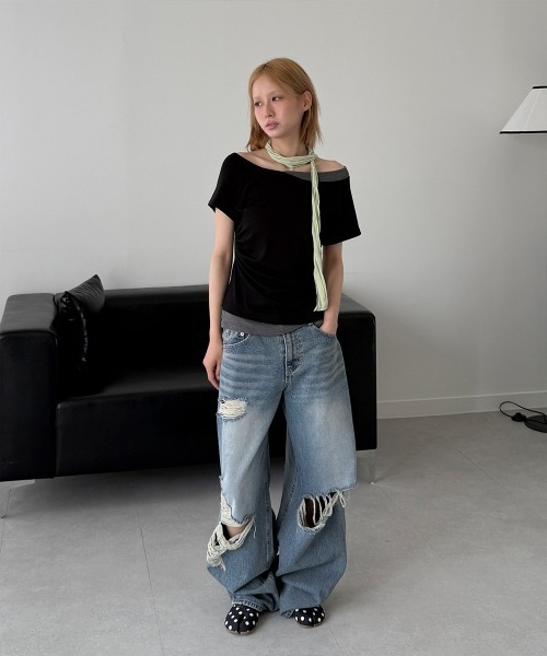 4INT.(フォイント)の「アシメ 配色 サイド シャーリング 半袖 Tシャツ(Tシャツ/カットソー・レディース・アクア/チャコール/グレー/ブラック・FREE)」の5枚目の写真