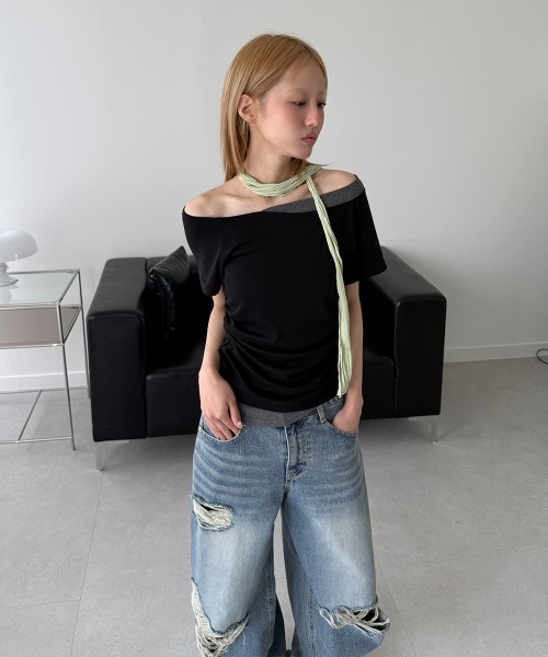 4INT.(フォイント)の「アシメ 配色 サイド シャーリング 半袖 Tシャツ(Tシャツ/カットソー・レディース・アクア/チャコール/グレー/ブラック・FREE)」の9枚目の写真