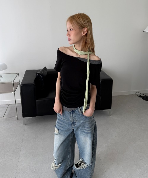 4INT.(フォイント)の「アシメ 配色 サイド シャーリング 半袖 Tシャツ(Tシャツ/カットソー・レディース・アクア/チャコール/グレー/ブラック・FREE)」の10枚目の写真