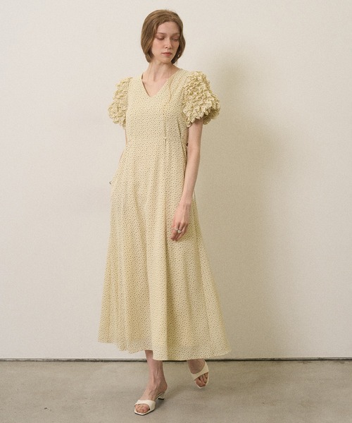 MIELI INVARIANT(ミエリインヴァリアント)の「Color Dot Frill Dress(ワンピース・レディース・ブラック/ネイビー/イエロー・FREE)」の3枚目の写真