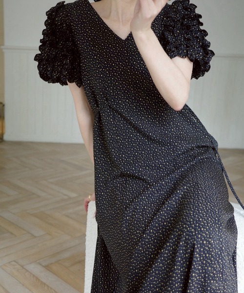 MIELI INVARIANT(ミエリインヴァリアント)の「Color Dot Frill Dress(ワンピース・レディース・ブラック/ネイビー/イエロー・FREE)」の15枚目の写真