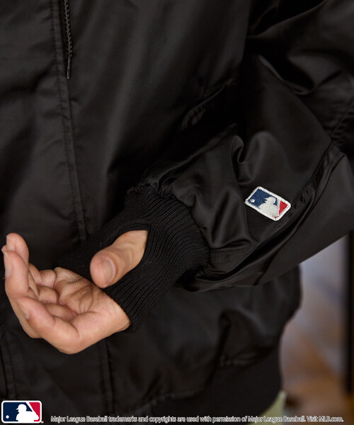 PUBLUX(パブリュクス)の「PUBLUX/パブリュクス 別注 MLB N2B フーディー ブルゾン 限定展開(ミリタリージャケット・メンズ・ネイビー/オリーブ/ブラック・MEDIUM/LARGE/SMALL)」の16枚目の写真