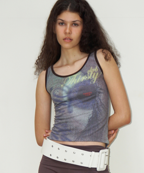 THIRSTYCLUB(サースティークラブ)の「Photo printed sleeveless - Brown(Tシャツ/カットソー・レディース・その他・FREE)」の1枚目の写真