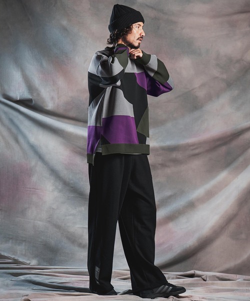 ANGENEHM（アンゲネーム）の「mn3293-Panel Jacquard Airy Knit Long-Sleeve Crew ニット(AG07-026acg)（ニット/セーター・メンズ・ネイビー/ダークカーキ/ブラック/ミックスグレー・S/M/L）」の16枚目の写真