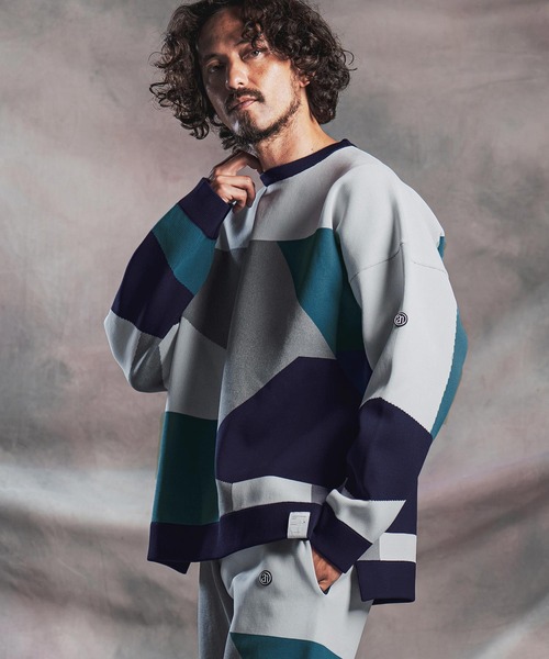ANGENEHM（アンゲネーム）の「mn3293-Panel Jacquard Airy Knit Long-Sleeve Crew ニット(AG07-026acg)（ニット/セーター・メンズ・ネイビー/ダークカーキ/ブラック/ミックスグレー・S/M/L）」の13枚目の写真