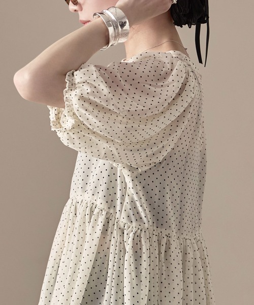 Fashion Letter(ファッションレター)の「シアードット パフスリーブブラウス(シャツ/ブラウス・レディース・アイボリー/ブラック・M)」の15枚目の写真