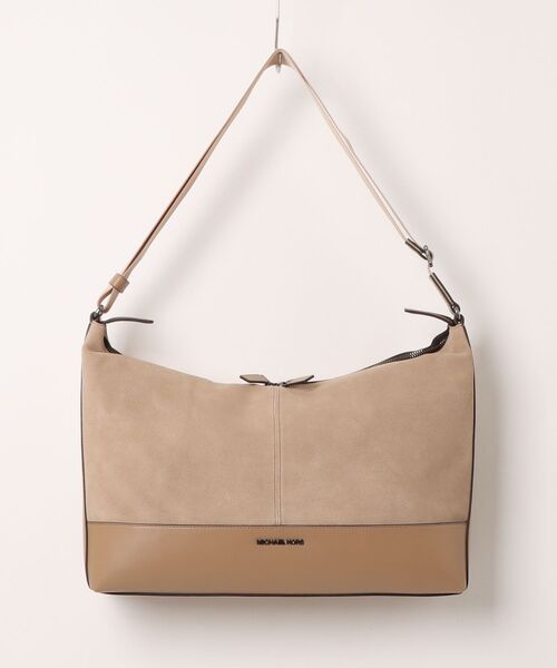 MICHAEL KORS(マイケルコース)の「COOPER LG SOFT CRESCENT MSGR(ショルダーバッグ・メンズ・キャメル・FREE)」の1枚目の写真