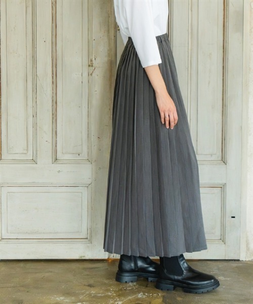 Maison INNESS(メゾンアイネス)の「ボリュームワイドプリーツスカート(防しわ・UVカット)<大きいサイズ有>(スカート・レディース・ブルー/グレー・5L/4L/3L/LL/L/M/S)」の15枚目の写真