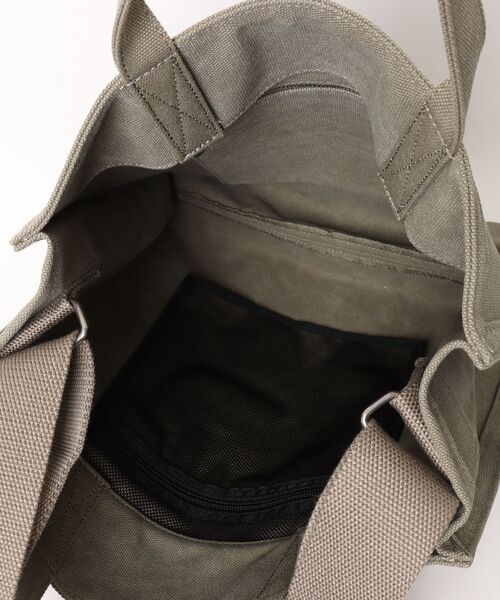 A.P.C.（アーペーセー）の「CABAS RECUPERATION（トートバッグ・メンズ・カーキ・ONESIZE）」の4枚目の写真