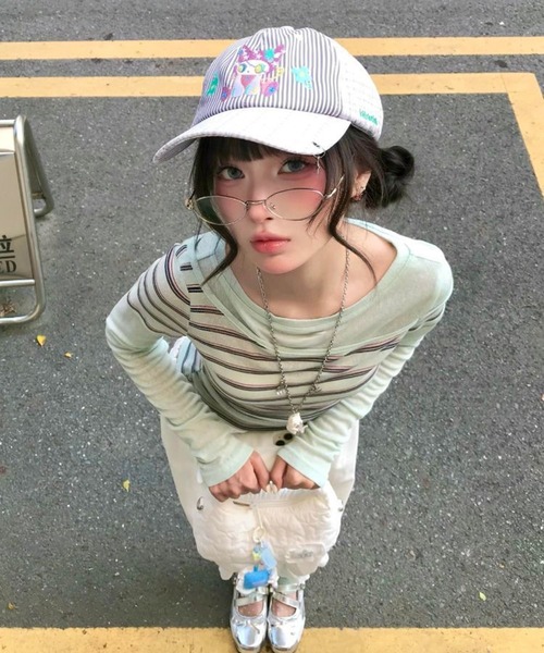 AsheKsha(アシクシャ)の「配色ボーダー切り替えタイト長袖トップス(Tシャツ/カットソー・レディース・グリーン・M)」の3枚目の写真