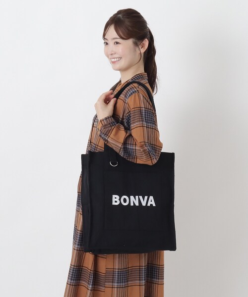 one'sterrace(ワンズテラス)の「【A4可】SE ポケットスクエアロゴトート BONVA(トートバッグ・レディース・ブラック系8/グレー系4/ベージュ系8・99)」の18枚目の写真