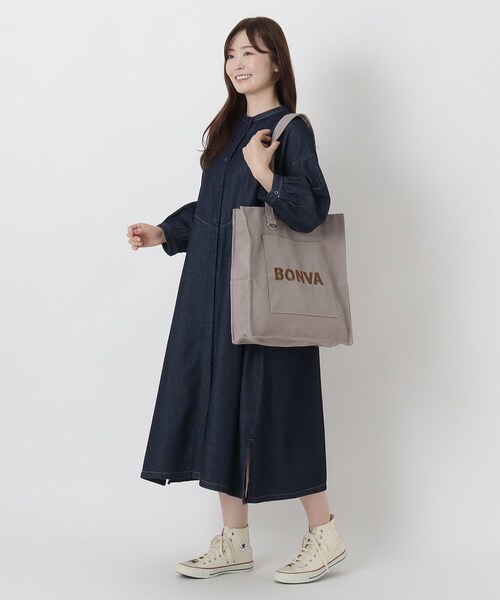 one'sterrace(ワンズテラス)の「【A4可】SE ポケットスクエアロゴトート BONVA(トートバッグ・レディース・ブラック系8/グレー系4/ベージュ系8・99)」の21枚目の写真