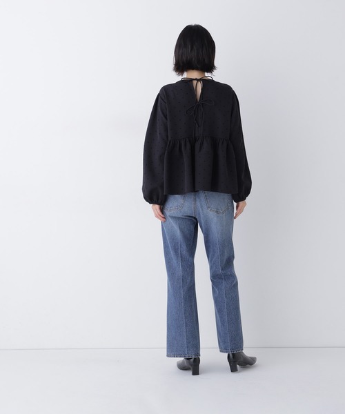 NATURAL BEAUTY BASIC(ナチュラルビューティーベーシック)の「フロッキードットブラウス(シャツ/ブラウス・レディース・ブラック系その他2/ホワイト系その他・MEDIUM/SMALL)」の21枚目の写真