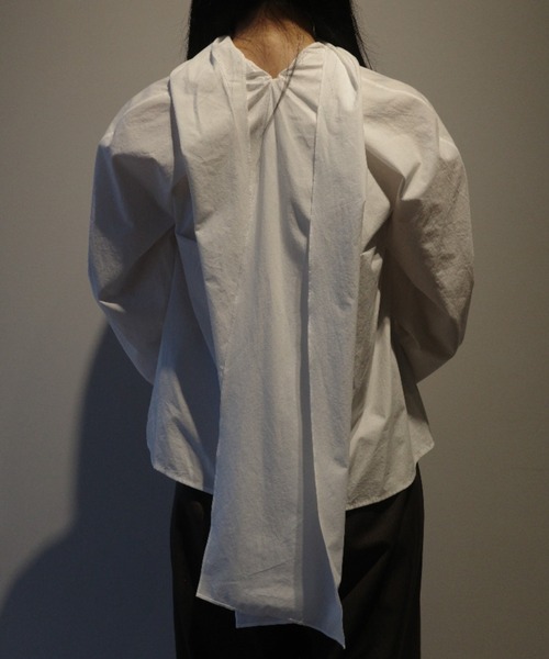 AMOMENTO（アモーメント）の「AMOMENTO COTTON SCARF TOP（その他トップス・レディース・ホワイト/グレー・0）」の3枚目の写真