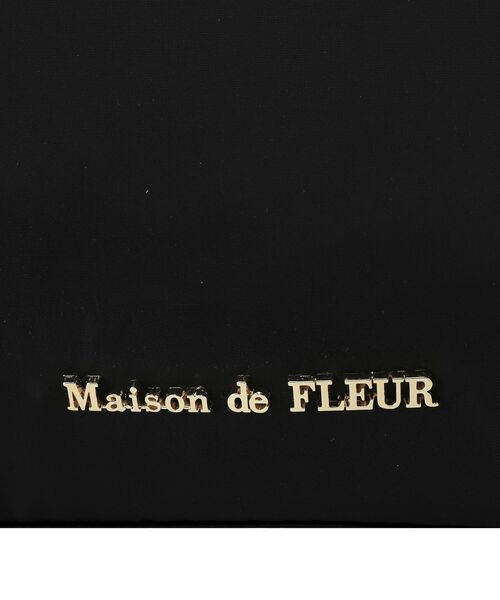 Maison de FLEUR(メゾンドフルール)の「撥水加工フロントフリル3ルームトートMaxi(トートバッグ・レディース・ブラック・FREE)」の17枚目の写真