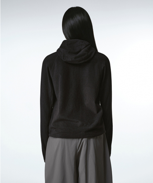 MUSINSA STANDARD WOMAN（ムシンサスタンダードウーマン）の「[シティレジャー] ウィメンズ グリッド ポーラ フリース バラクラバ フーデッド ジップアップ [ブラック]（パーカー・レディース・その他・X-SMALL/SMALL/MEDIUM/LARGE）」の3枚目の写真
