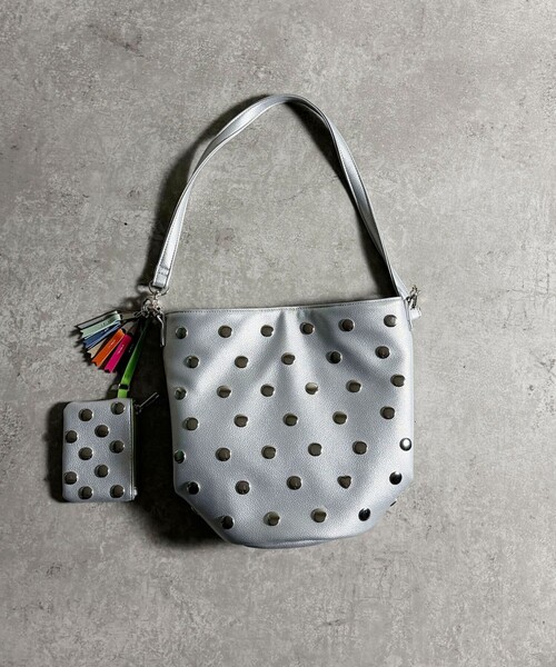 Cheek(チーク)の「【cheek/チーク】HeartCatchShoulder/ハートキャッチショルダー/C26007/ショルダーバッグ/ユニセックス【WEB限定】(トートバッグ・レディース・ブラック/シルバー/ゴールド・フリー)」の2枚目の写真