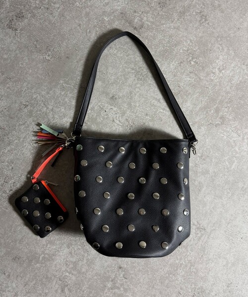 Cheek(チーク)の「【cheek/チーク】HeartCatchShoulder/ハートキャッチショルダー/C26007/ショルダーバッグ/ユニセックス【WEB限定】(トートバッグ・レディース・ブラック/シルバー/ゴールド・フリー)」の1枚目の写真