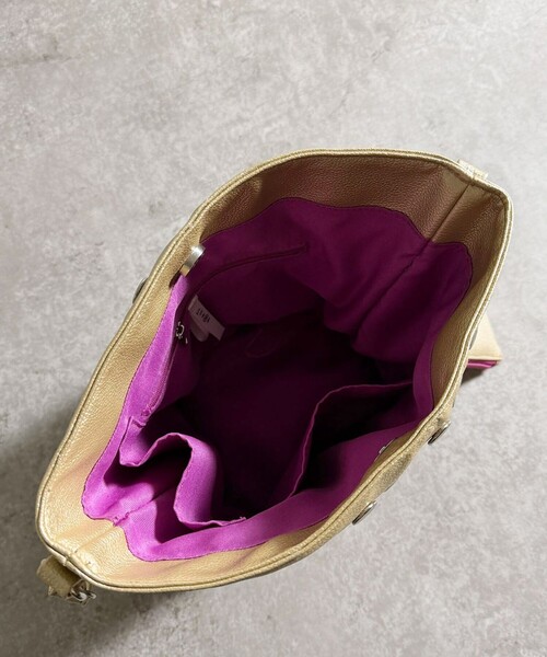 Cheek(チーク)の「【cheek/チーク】HeartCatchShoulder/ハートキャッチショルダー/C26007/ショルダーバッグ/ユニセックス【WEB限定】(トートバッグ・レディース・ブラック/シルバー/ゴールド・フリー)」の11枚目の写真