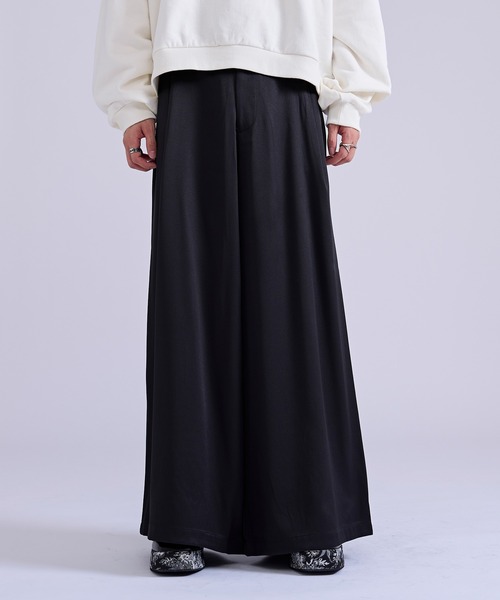 Ellno Loset(エルノロゼット)の「タックワイドパンツ(スラックス・メンズ・ブルーグリーン/ブラック系その他/ブラック・LARGE/MEDIUM/SMALL/X-SMALL)」の6枚目の写真