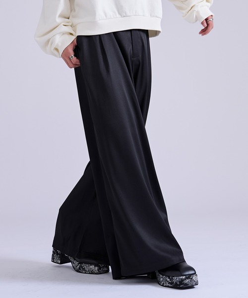 Ellno Loset(エルノロゼット)の「タックワイドパンツ(スラックス・メンズ・ブルーグリーン/ブラック系その他/ブラック・LARGE/MEDIUM/SMALL/X-SMALL)」の8枚目の写真