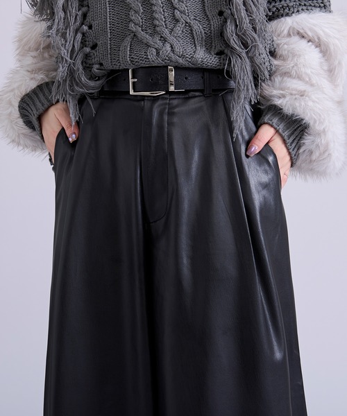 Ellno Loset(エルノロゼット)の「タックワイドパンツ(スラックス・メンズ・ブルーグリーン/ブラック系その他/ブラック・LARGE/MEDIUM/SMALL/X-SMALL)」の5枚目の写真