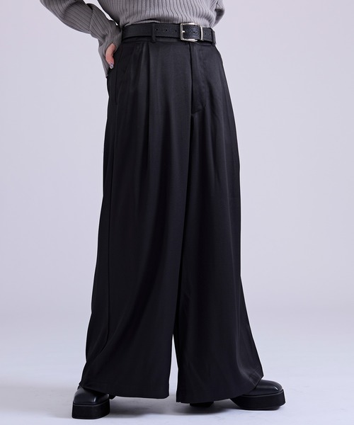 Ellno Loset(エルノロゼット)の「タックワイドパンツ(スラックス・メンズ・ブルーグリーン/ブラック系その他/ブラック・LARGE/MEDIUM/SMALL/X-SMALL)」の19枚目の写真