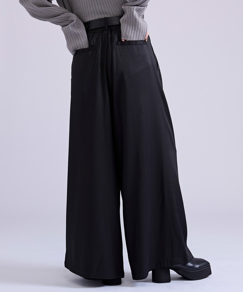 Ellno Loset(エルノロゼット)の「タックワイドパンツ(スラックス・メンズ・ブルーグリーン/ブラック系その他/ブラック・LARGE/MEDIUM/SMALL/X-SMALL)」の21枚目の写真