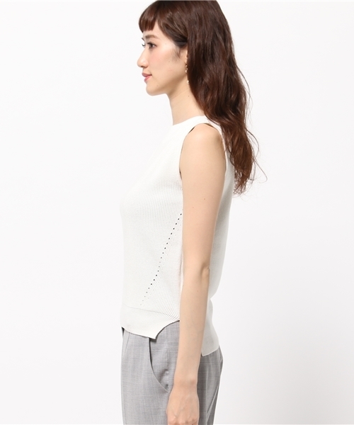 31 Sons de mode（トランテアン　ソン　ドゥ　モード）の「畦ラメ混ノースリプルオーバー（ニット/セーター・レディース・オフホワイト/ピンク/ネイビー・36）」の5枚目の写真