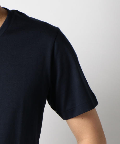 SHIPS（シップス）の「SC: アメリカンシーアイランドコットン Vネック Tシャツ■（Tシャツ/カットソー・メンズ・オリーブ/ホワイト/ベージュ/グレー/ピンク/ネイビー/パープル/ブルー/マスタード・MEDIUM/SMALL/LARGE/X-LARGE）」の20枚目の写真