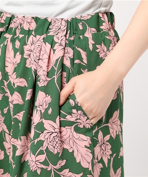 PUNYUS(プニュズ)の「リゾート柄ワイドパンツ(その他パンツ・レディース・イエロー/ブラック/グリーン・1/2/3/4)」の9枚目の写真