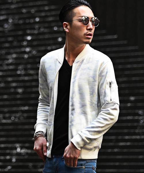 JOKER（ジョーカー）の「スウェットMA-1フライトジャケット（MA-1・メンズ・ブラック/オフホワイト/杢グレー/ネイビー/カーキ/サックスブルー/ブルー系その他/グレー系その他/ライトピンク/ブラック系その他2/ブラック系その他/グレー系その他2/チェック/ホワイト系その他/レッド系その他/ブラウン系その他・L/XL/M/S）」の3枚目の写真