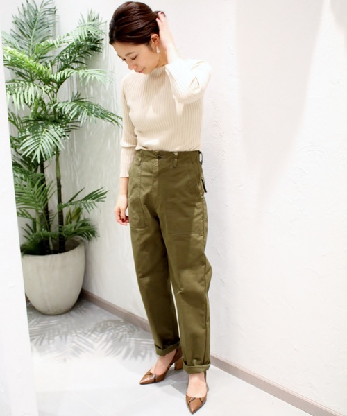 plage(プラージュ)の「ハイウエストベイカーパンツ◆(その他パンツ・レディース・ホワイト/オリーブ・38/36/34/32)」の4枚目の写真