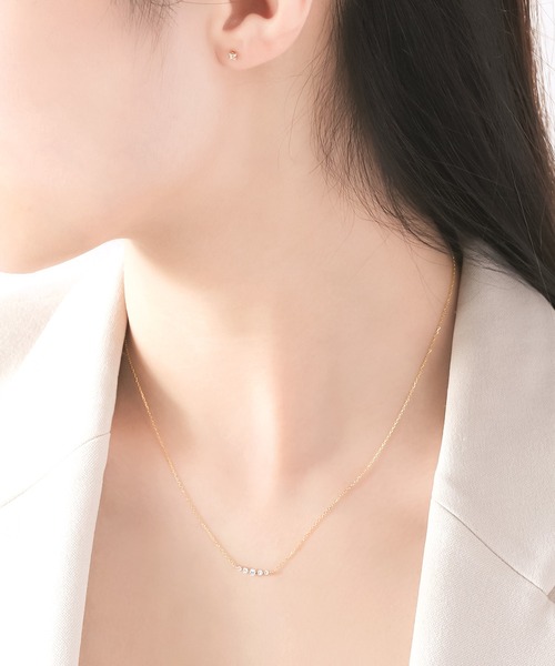 K10 イエローゴールド ダイヤモンド フラワーモチーフ ピアス ESTELLE K10 イエローゴールド ダイヤモンド フラワーモチーフ ピアス