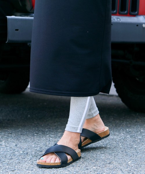 reca（レカ）の「伸縮性抜群◇recaレギンスシリーズ③ サイドライン 柔らかストレッチレギンス（レギンス/スパッツ・レディース・ブラック/ライトグレー・FREE）」の6枚目の写真