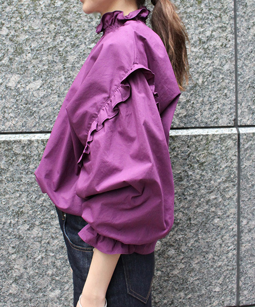 RANDA（ランダ）の「スタンドフリルブラウス（シャツ/ブラウス・レディース・ベージュ/パープル/ドット・FREE）」の4枚目の写真