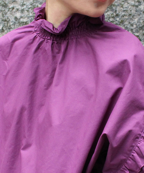 RANDA（ランダ）の「スタンドフリルブラウス（シャツ/ブラウス・レディース・ベージュ/パープル/ドット・FREE）」の6枚目の写真