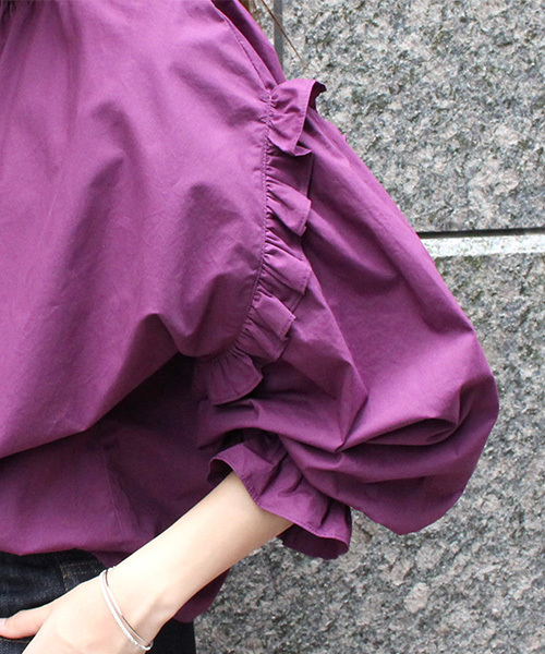 RANDA（ランダ）の「スタンドフリルブラウス（シャツ/ブラウス・レディース・ベージュ/パープル/ドット・FREE）」の7枚目の写真