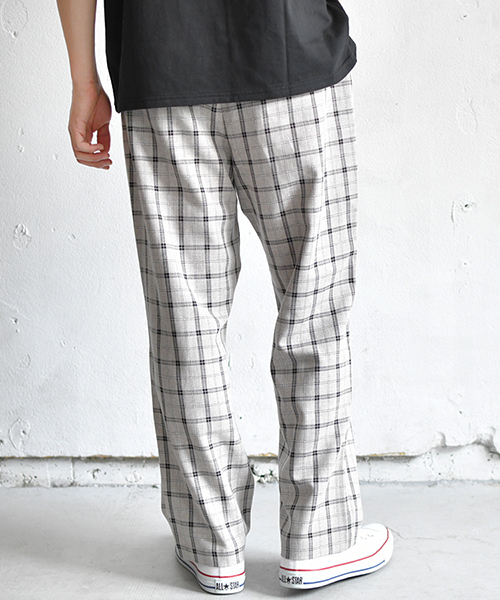PairPair（ペアペア）の「チェック柄テーパードパンツ（その他パンツ・メンズ・ライトグレー/ベージュ・FREE）」の5枚目の写真