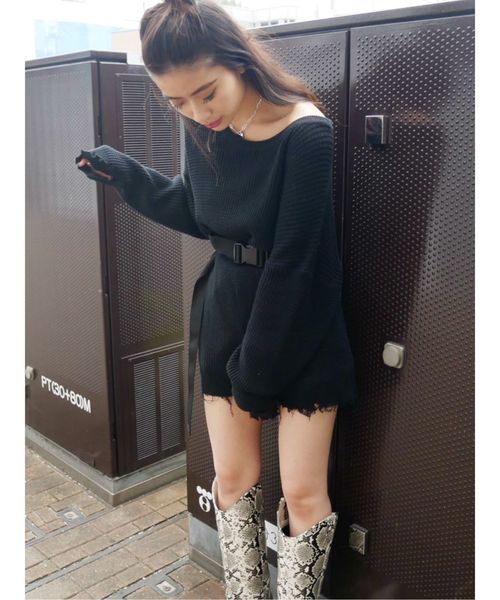GYDA（ジェイダ）の「ダメージワッフルニットTOPS（ニット/セーター・レディース・ブラック/グレー/オフホワイト/その他・FREE）」の3枚目の写真