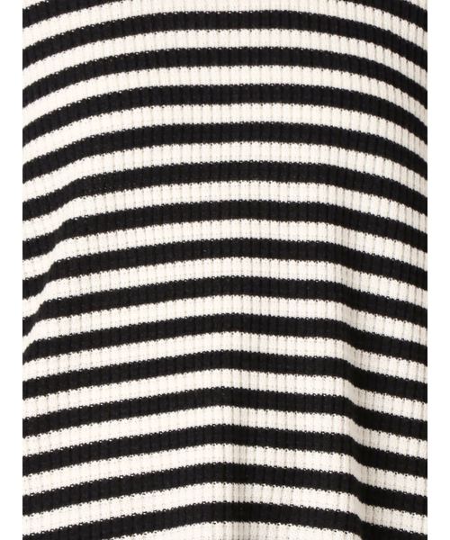 GYDA（ジェイダ）の「ダメージワッフルニットTOPS（ニット/セーター・レディース・ブラック/グレー/オフホワイト/その他・FREE）」の8枚目の写真