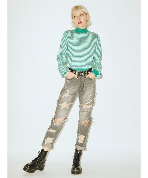 jouetie(ジュエティ)の「ダメージボーイズデニム(デニムパンツ・レディース・ブラック/ライトブルー・SMALL/MEDIUM)」の18枚目の写真