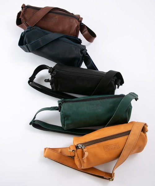 Butler Verner Sails（バトラーヴァーナーセイルス）の「馬革ロールショルダー（ショルダーバッグ・メンズ・ネイビー/ブラック/ダークグリーン/ブラウン/キャメル・FREE）」の21枚目の写真