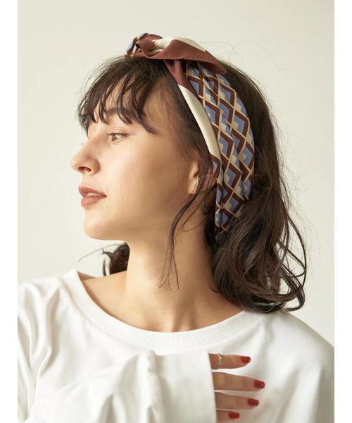 earth music&ecology（アースミュージックアンドエコロジー）の「幾何学柄スカーフ ＊（ストール/ショール・レディース・ベージュ/ブラウン・FREE）」の10枚目の写真