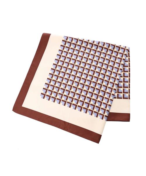 earth music&ecology（アースミュージックアンドエコロジー）の「幾何学柄スカーフ ＊（ストール/ショール・レディース・ベージュ/ブラウン・FREE）」の16枚目の写真