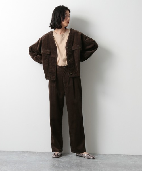 LAKOLE（ラコレ）の「コーデュロイショートカバーオール / LAKOLE（ノーカラージャケット・レディース・アイボリー/ダークブラウン/ライトグリーン・SMALL/MEDIUM）」の6枚目の写真