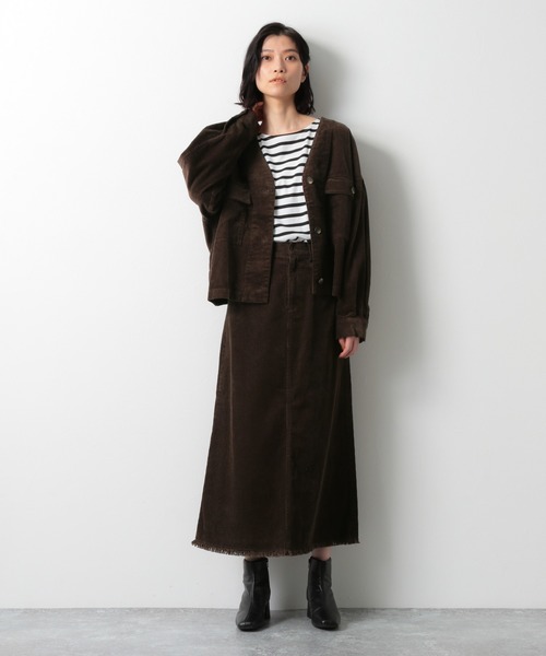 LAKOLE（ラコレ）の「コーデュロイショートカバーオール / LAKOLE（ノーカラージャケット・レディース・アイボリー/ダークブラウン/ライトグリーン・SMALL/MEDIUM）」の8枚目の写真