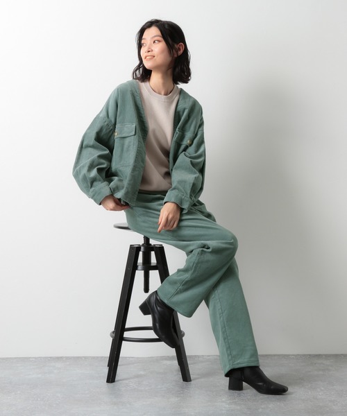 LAKOLE（ラコレ）の「コーデュロイショートカバーオール / LAKOLE（ノーカラージャケット・レディース・アイボリー/ダークブラウン/ライトグリーン・SMALL/MEDIUM）」の10枚目の写真