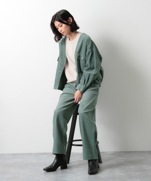 LAKOLE（ラコレ）の「コーデュロイショートカバーオール / LAKOLE（ノーカラージャケット・レディース・アイボリー/ダークブラウン/ライトグリーン・SMALL/MEDIUM）」の11枚目の写真